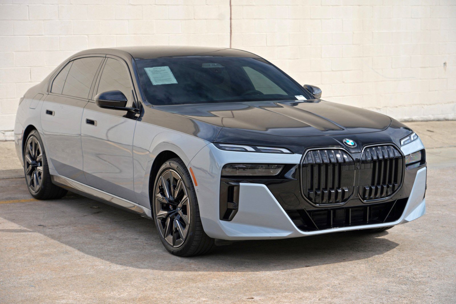 Used 2025 BMW 740i RWD image 65