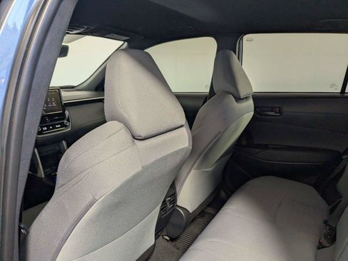 Used 2024 Toyota Corolla Cross AWD Hybrid image 33