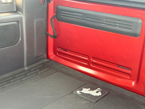 Used 2022 Ford Bronco Wildtrak image 45