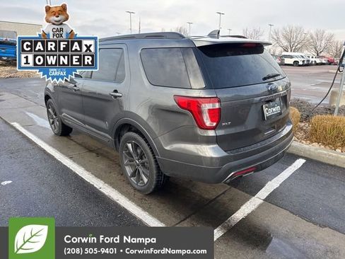Used 2017 Ford Explorer XLT w/ Equipment Group 202A image 5