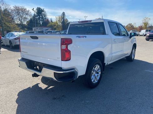 Used 2022 Chevrolet Silverado 1500 LT image 3