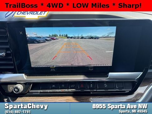 Used 2024 Chevrolet Silverado 1500 LT Trail Boss w/ Protection Package image 13