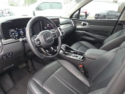 Used 2023 Kia Sorento SX image 23