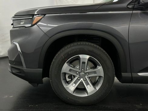 New 2025 Honda Pilot EX-L image 12