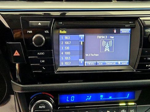 Used 2016 Toyota Corolla S FWD image 18