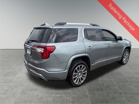 Used 2023 GMC Acadia Denali w/ Denali Ultimate Package FWD image 6