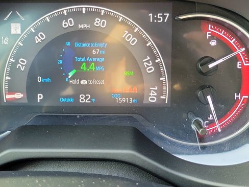 Used 2023 Toyota RAV4 XLE FWD image 25