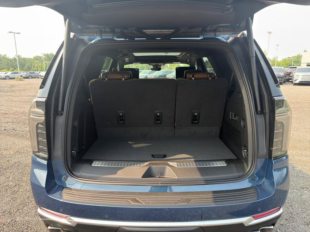 New 2026 Chevrolet Tahoe High Country AWD/4WD image 26