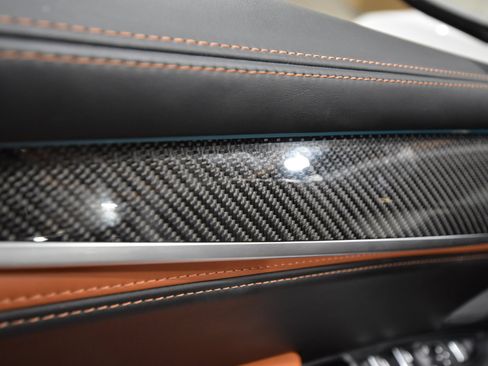 Used 2016 BMW X5 M image 16