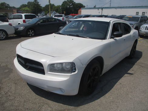 Used 2009 Dodge Charger SE w/ Convenience Group I image 2