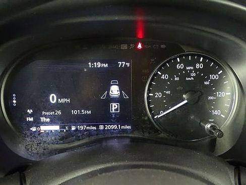 Used 2024 Nissan Kicks SV image 24