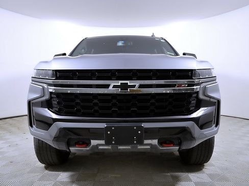Used 2021 Chevrolet Suburban Z71 w/ Rear Media and Nav Package AWD/4WD image 5