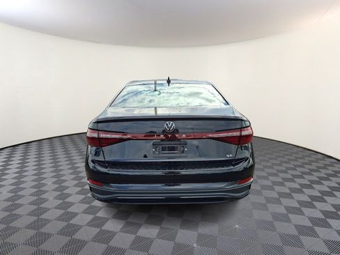Certified 2026 Volkswagen Jetta SE FWD image 6