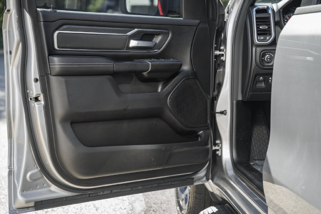 Used 2025 RAM 1500 Big Horn AWD/4WD image 43