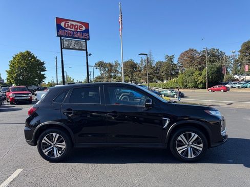 Used 2021 Mitsubishi Outlander Sport SE image 10