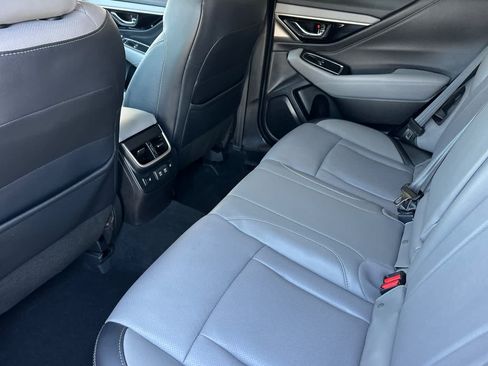 Used 2022 Subaru Outback Limited AWD/4WD image 11