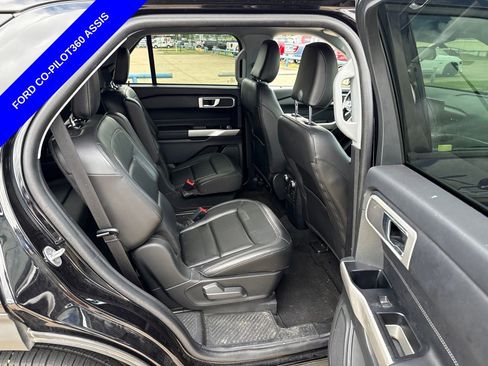 Used 2022 Ford Explorer XLT w/ Equipment Group 202A RWD image 13