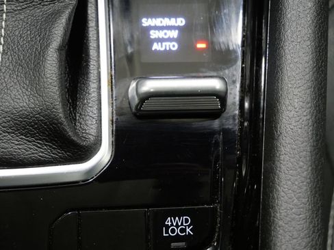 Used 2022 Jeep Compass High Altitude AWD/4WD image 22