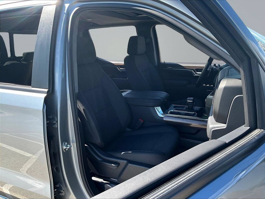 New 2026 Chevrolet Silverado 1500 RST w/ Safety Package AWD/4WD image 30