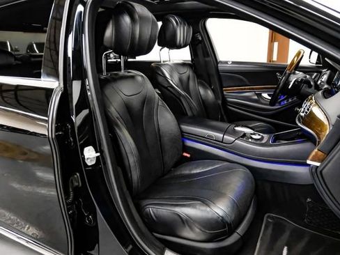 Used 2017 Mercedes-Benz S 550 Sedan image 38