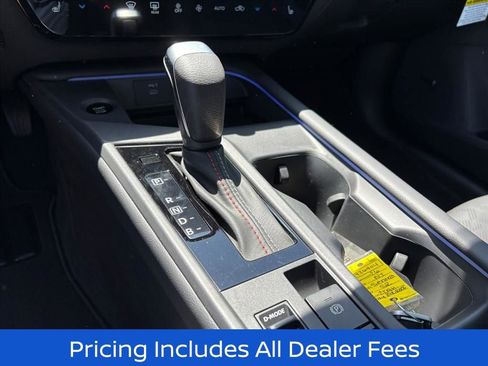 New 2026 Nissan Sentra SR FWD image 25