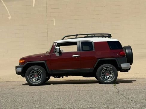 Used 2008 Toyota FJ Cruiser 4WD image 39