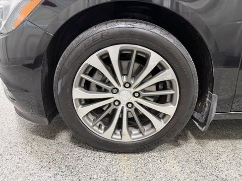 Used 2019 Buick LaCrosse Essence w/ Sun and Shade Package image 29