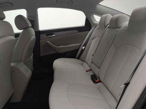 Used 2018 Hyundai Sonata SEL FWD image 18