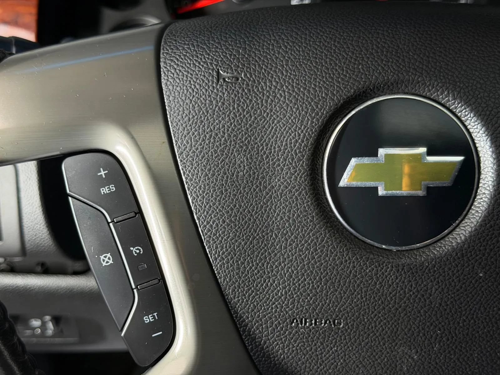 Used 2011 Chevrolet Avalanche LTZ RWD image 29