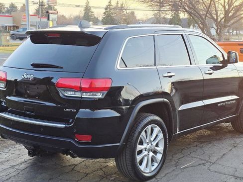 Used 2017 Jeep Grand Cherokee Limited w/ Luxury Group II image 6