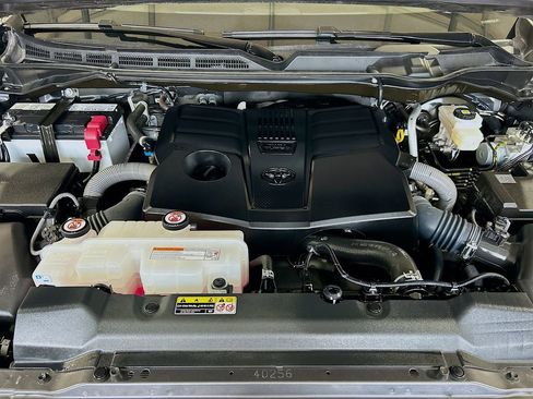 Used 2024 Toyota Tundra SR5 AWD/4WD image 26