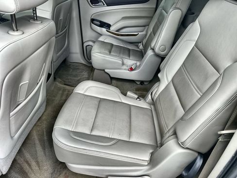 Used 2016 GMC Yukon XL Denali w/ Open Road Package RWD image 16