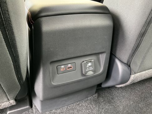 Used 2026 Nissan Frontier PRO-4X w/ Pro-4x Convenience Package image 36