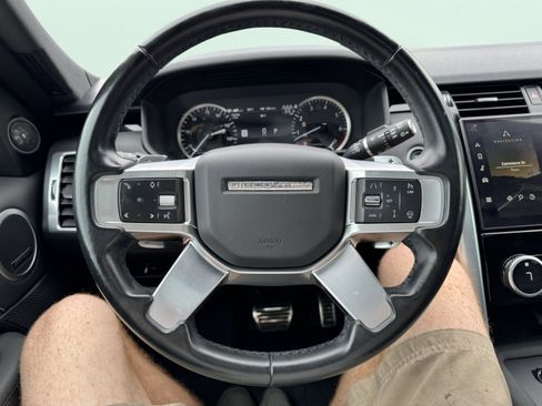 Used 2023 Land Rover Discovery S R-Dynamic image 47