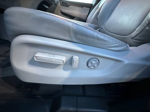 Used 2018 Honda Odyssey EX-L image 10