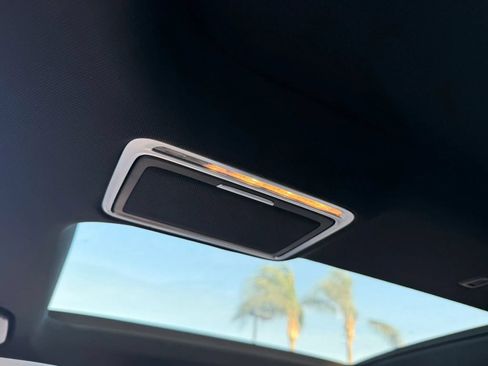 Used 2015 Mercedes-Benz S 550 Sedan image 25