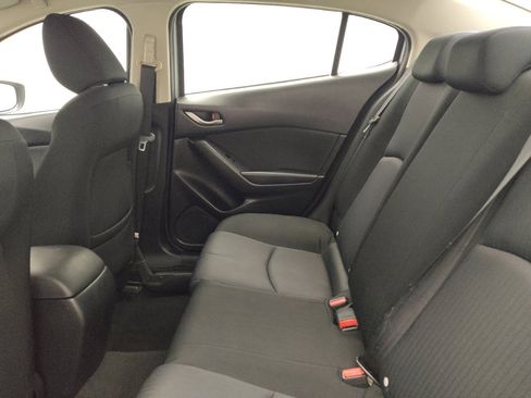 Used 2015 MAZDA MAZDA3 i Sport FWD image 18