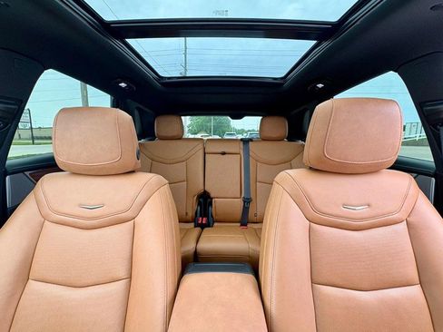 Used 2025 Cadillac XT5 Premium Luxury FWD image 29