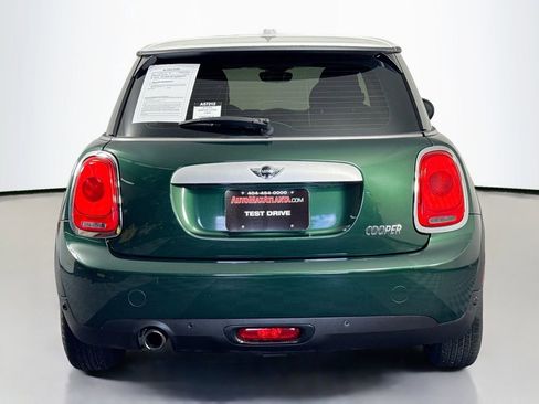 Used 2015 MINI Cooper 2-Door Hardtop image 6