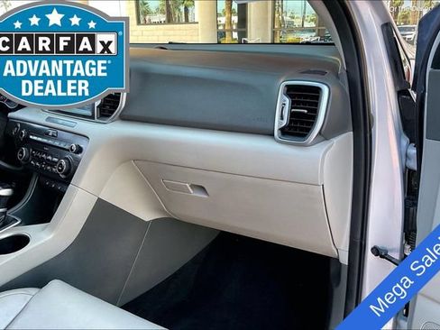 Used 2017 Kia Sportage EX w/ EX Premium Package FWD image 16