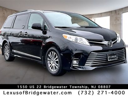 Used 2018 Toyota Sienna XLE w/ XLE Navigation Package