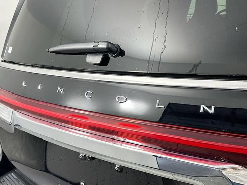 Used 2023 Lincoln Navigator Reserve AWD/4WD image 38