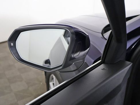 Used 2023 Audi Q3 2.0T Premium w/ Convenience Package image 32