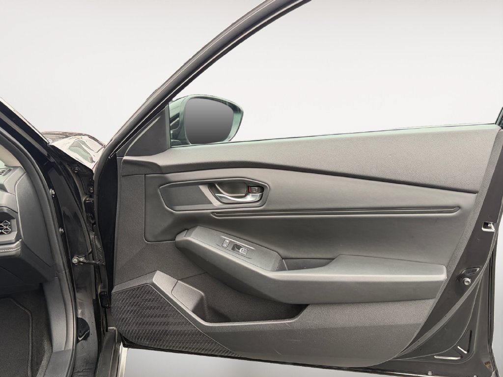 Used 2023 Honda Accord EX image 25