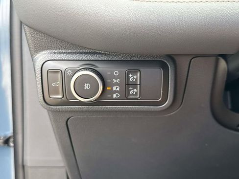 New 2026 Ford Explorer Active w/ Active Comfort Package image 22