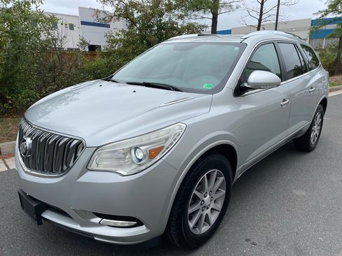 Used 2013 Buick Enclave Leather image 2