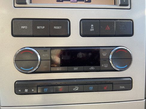 Used 2008 Lincoln MKX AWD image 26