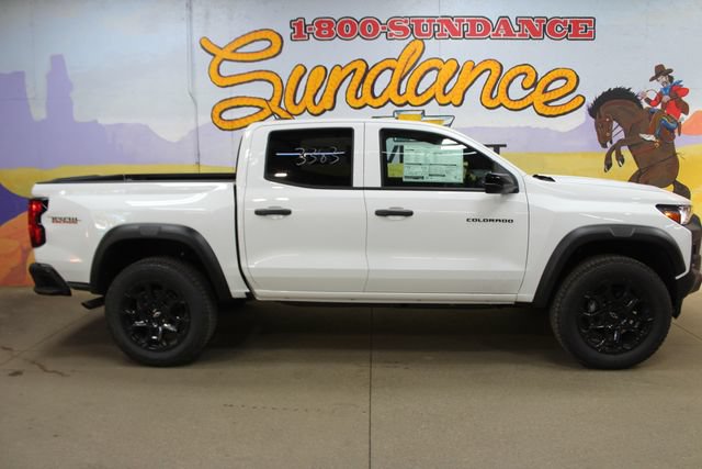 New 2026 Chevrolet Colorado Trail Boss AWD/4WD image 1