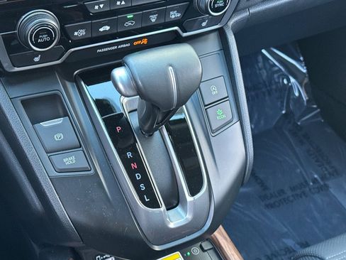 Used 2022 Honda CR-V Touring image 18