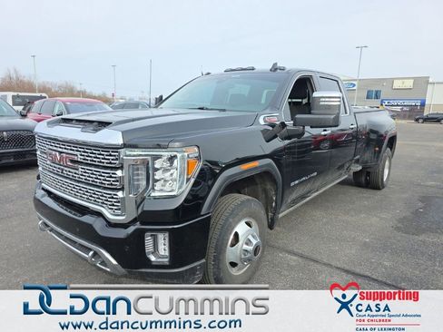 Used 2023 GMC Sierra 3500 Denali image 1
